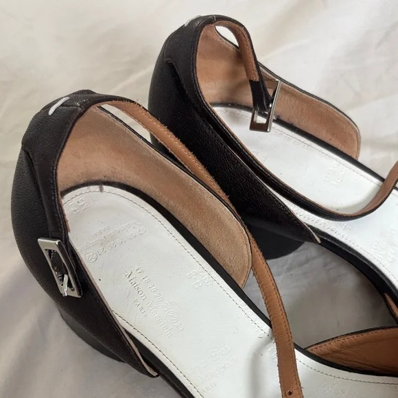 Maison Martin Margiela Brown Split-Toe Mary Janes - Picture 2 of 7